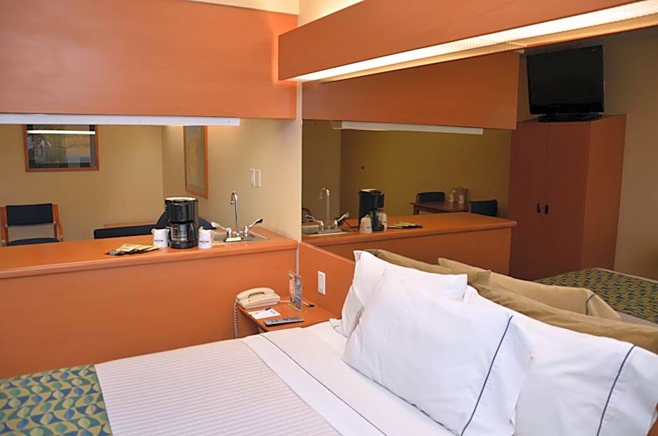 Microtel Inn & Suites By Wyndham Chihuahua