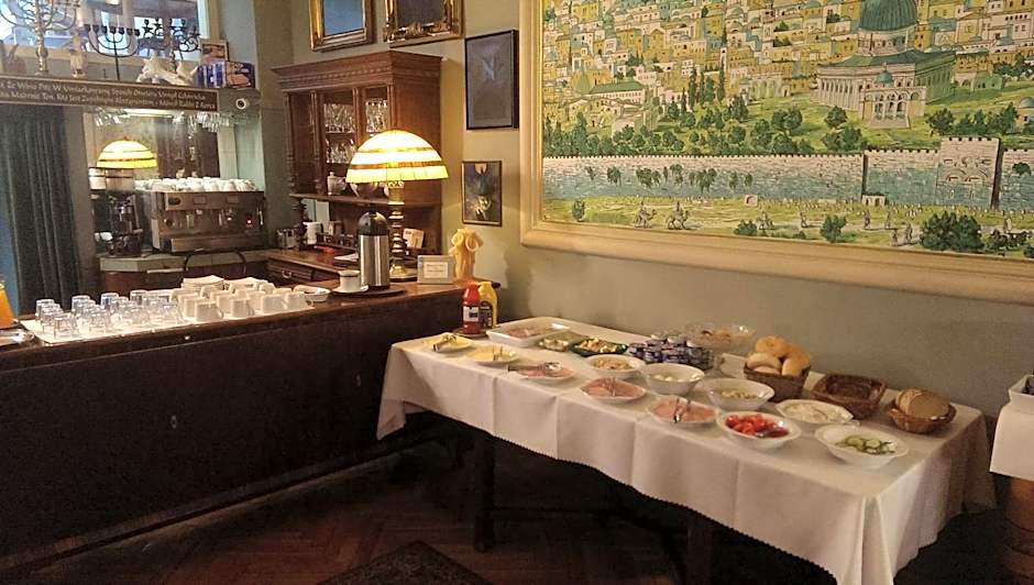 Hotel Alef
