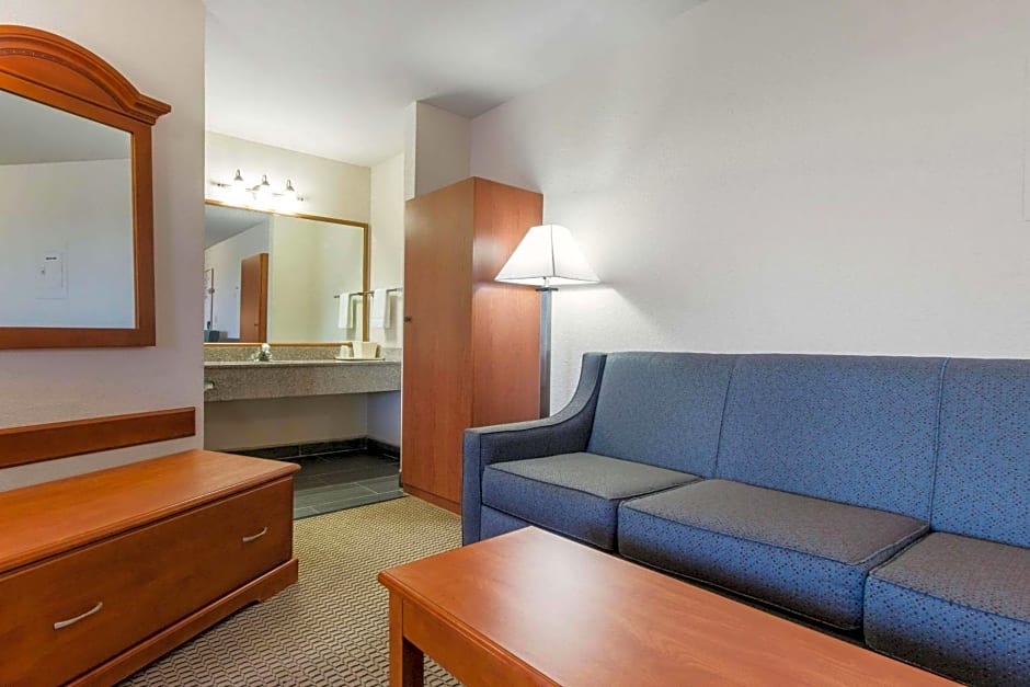 Quality Inn & Suites Crescent City Redwood Coast