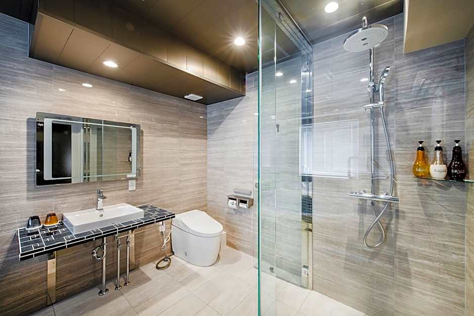 Hotel Front Inn Fukuoka Airport