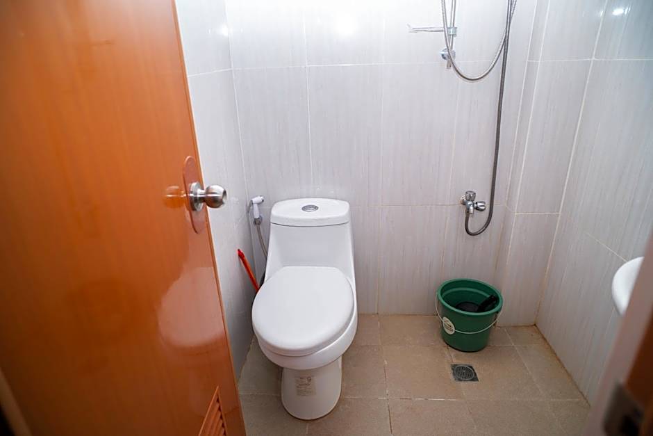 RedDoorz at Guanzons Homestay