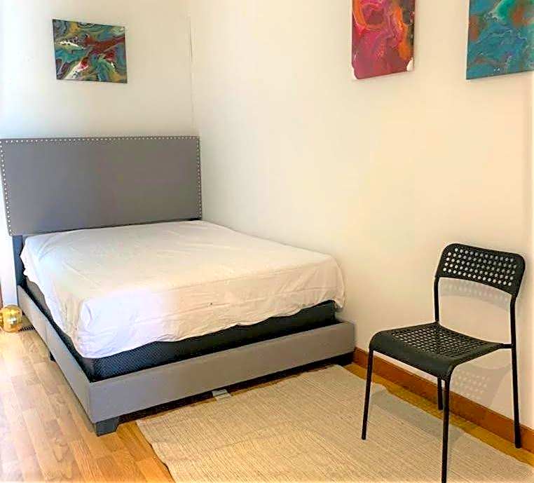 Lakehouse chalet on Sky Lake Ontario 5 bedrooms