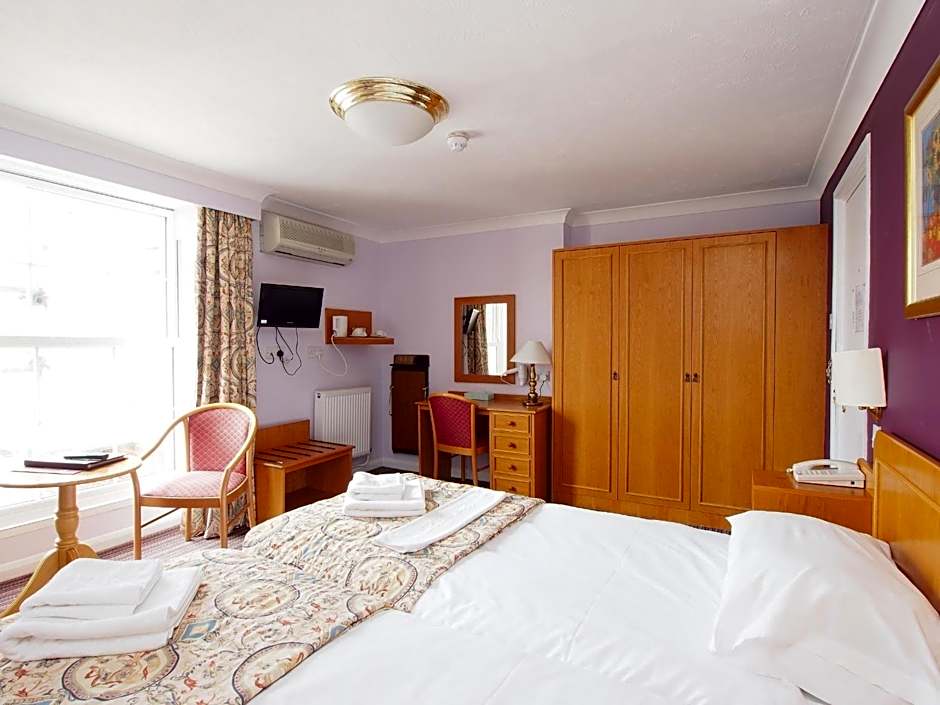 The Chatsworth Hotel