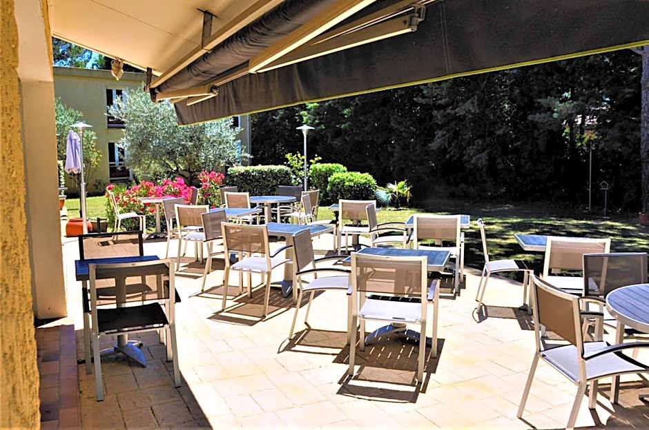 Hôtel Restaurant Le Mas De L'Olivier