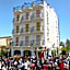 Hotel Villarosa con Vespa Rent