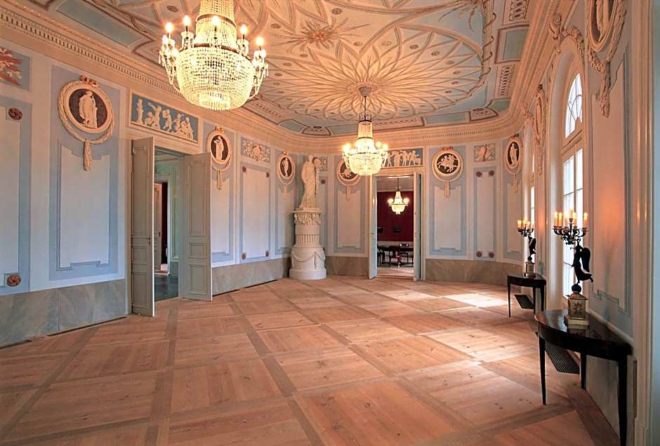 Hotel Schloss Neuhardenberg