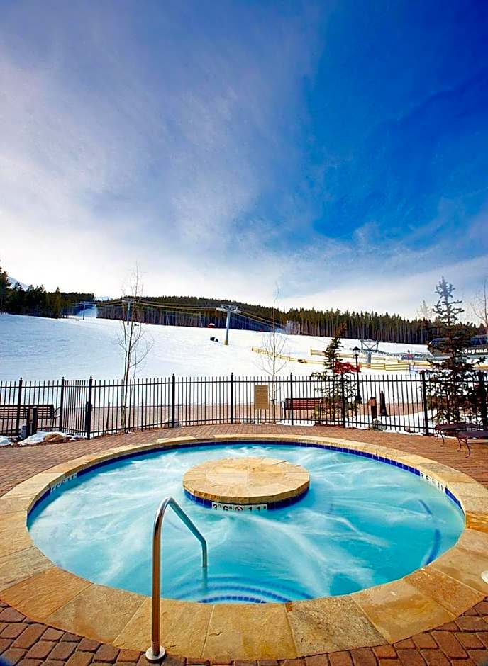 Crystal Peak Lodge By Vail Resorts