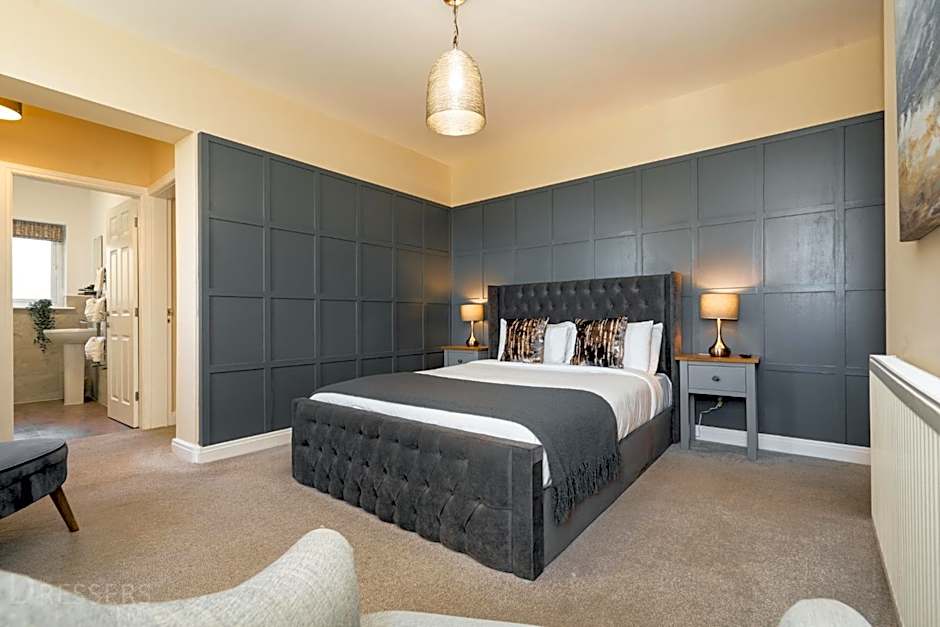 Rooms at The Dressers Arms