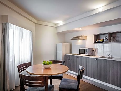 One Bedroom Apartment Harbour View