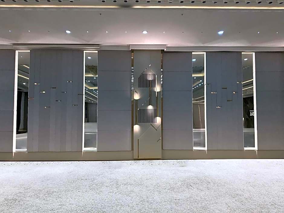 Teymur Continental Hotel