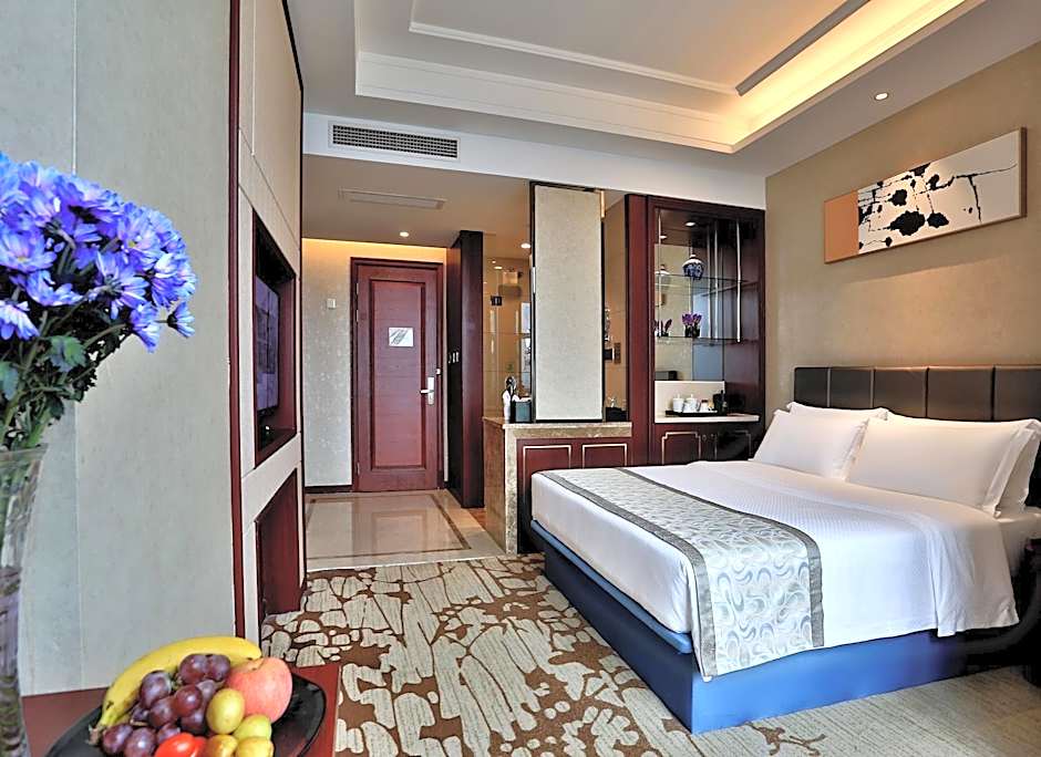 Yiwu Zhonglian Kaixin Hotel