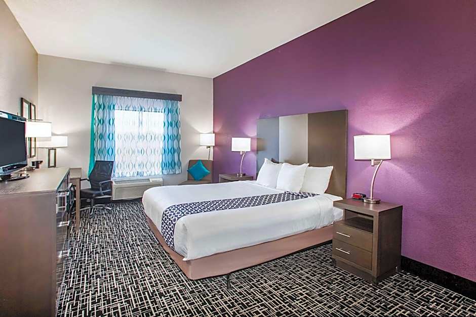 La Quinta Inn & Suites by Wyndham Pontoon Beach