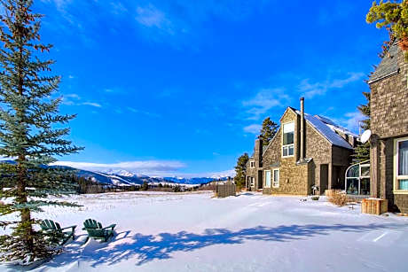 Evergreen Condominiums by Vail Resorts