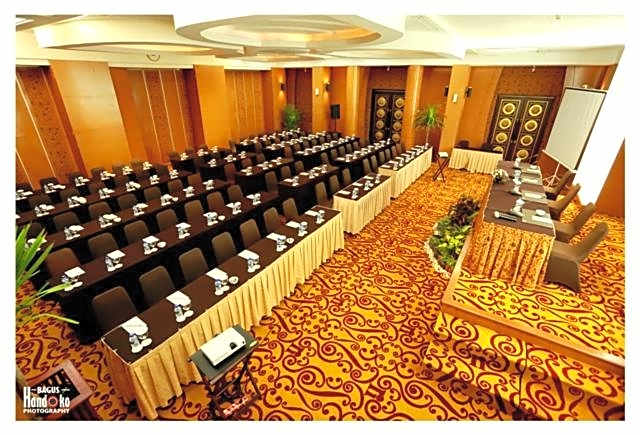 Ros In Hotel Yogyakarta