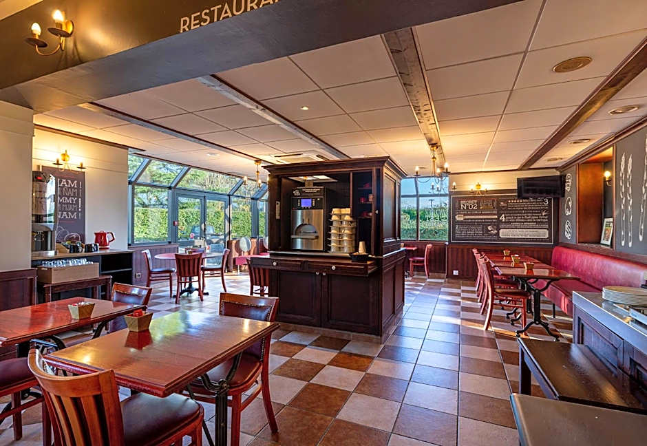 B&B HOTEL Blois Nord Vallée Maillard