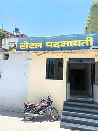 Hotel Padmawati By GRB