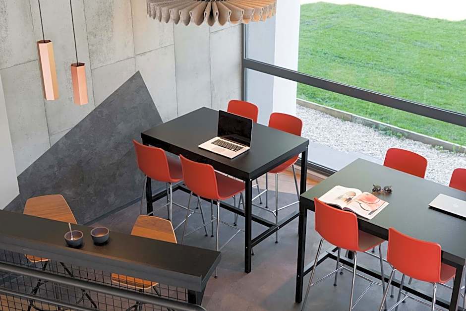 Ibis Annecy - Cran-Gevrier