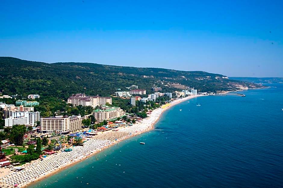 Helios Spa Hotel- All Inclusive , Newly Refurbished Rooms with Private AC, Pools and Water Fun for Kids