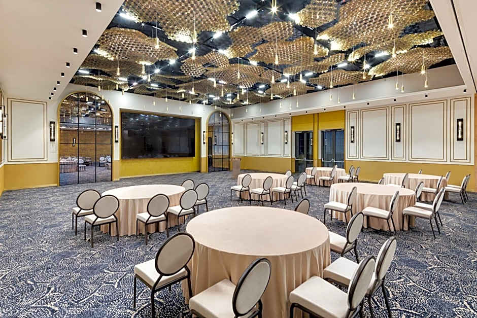 Courtyard by Marriott Cluj - Napoca Downtown