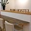 plumhostel