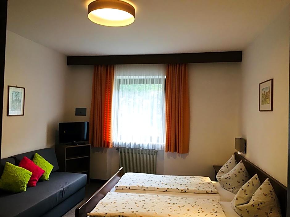 Tannerhof Bed & Breakfast