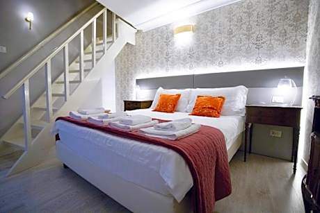 Two-Bedroom Suite - Split Level