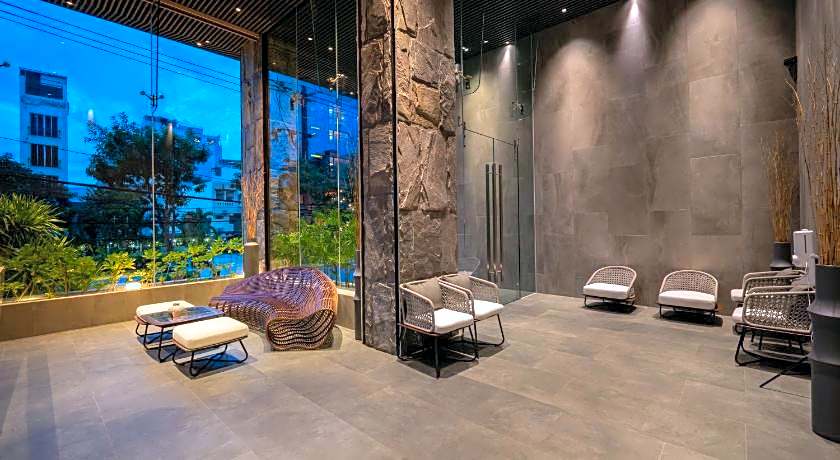 LEGEND Boutique Hotel