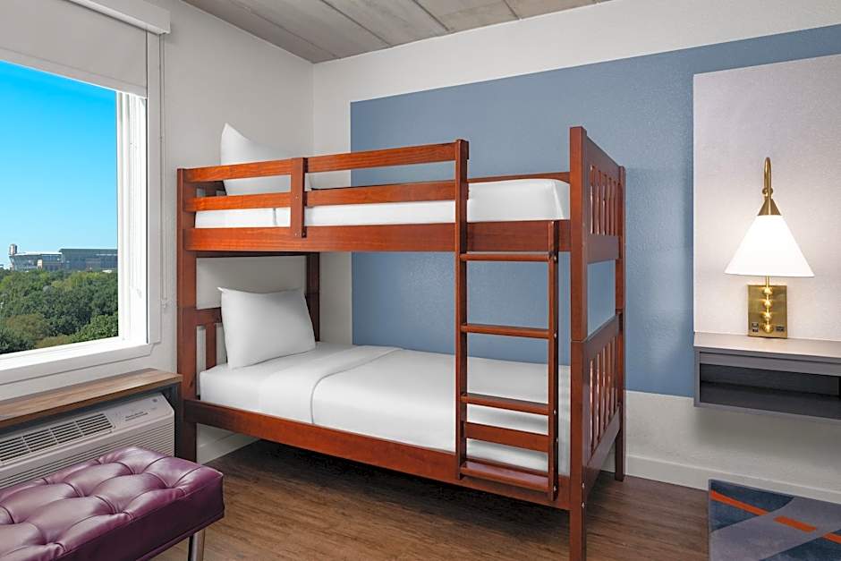 Photo 1 of 2 of 1 King 1 Bunk Bed Kyle Field View