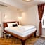 Highroad Hostel DC