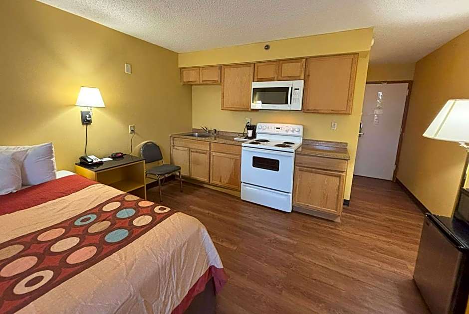 Super 8 by Wyndham O'Fallon
