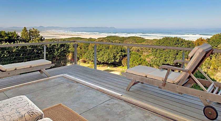 Mosselberg On Grotto Beach Boutique Villa