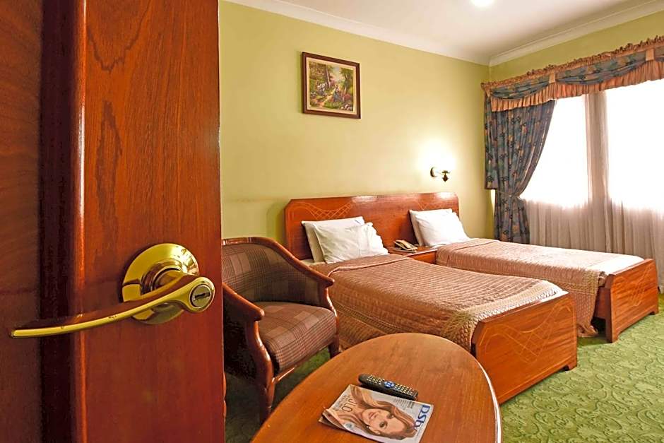 Grand Imperial Hotel