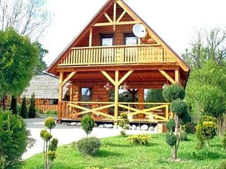 Zbojnícka drevenica 2