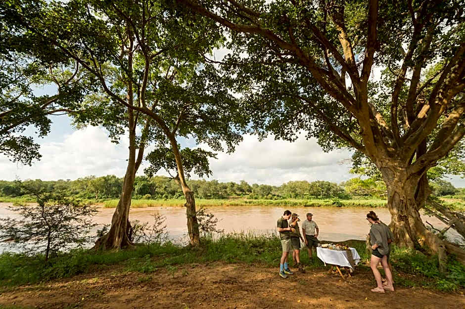 Rukiya Safari Camp