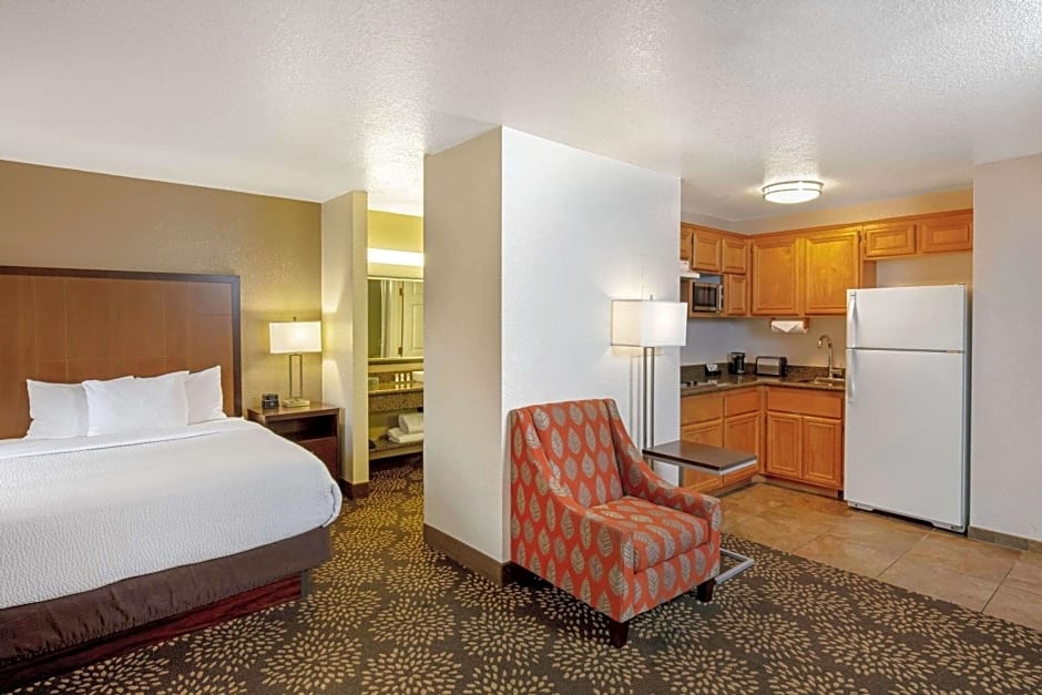 La Quinta by Wyndham Las Vegas RedRock/Summerlin