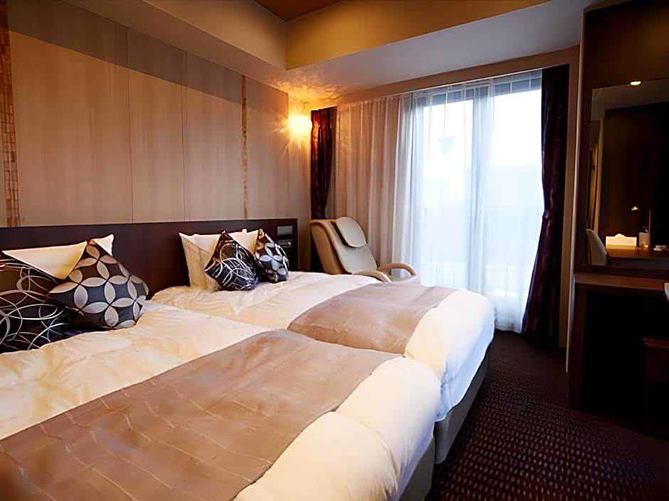 Hotel Coco Grand Takasaki