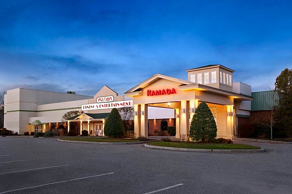 Ramada Hotel & Conference Center by Wyndham Lewiston
