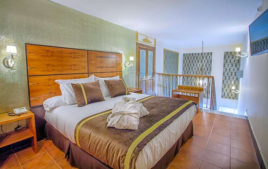 Photo 1 of 6 of Junior Suite