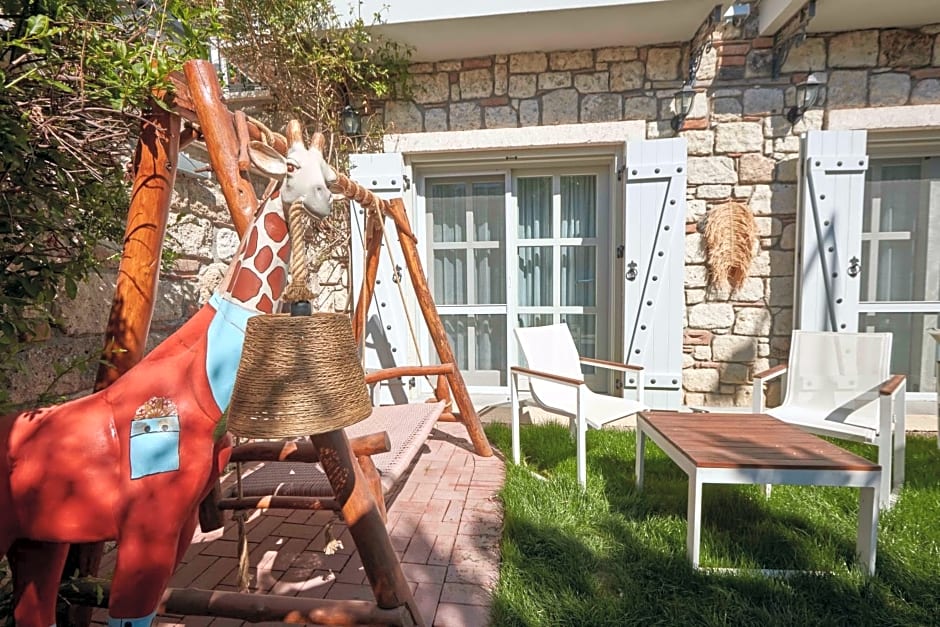 AlaBora Hotel