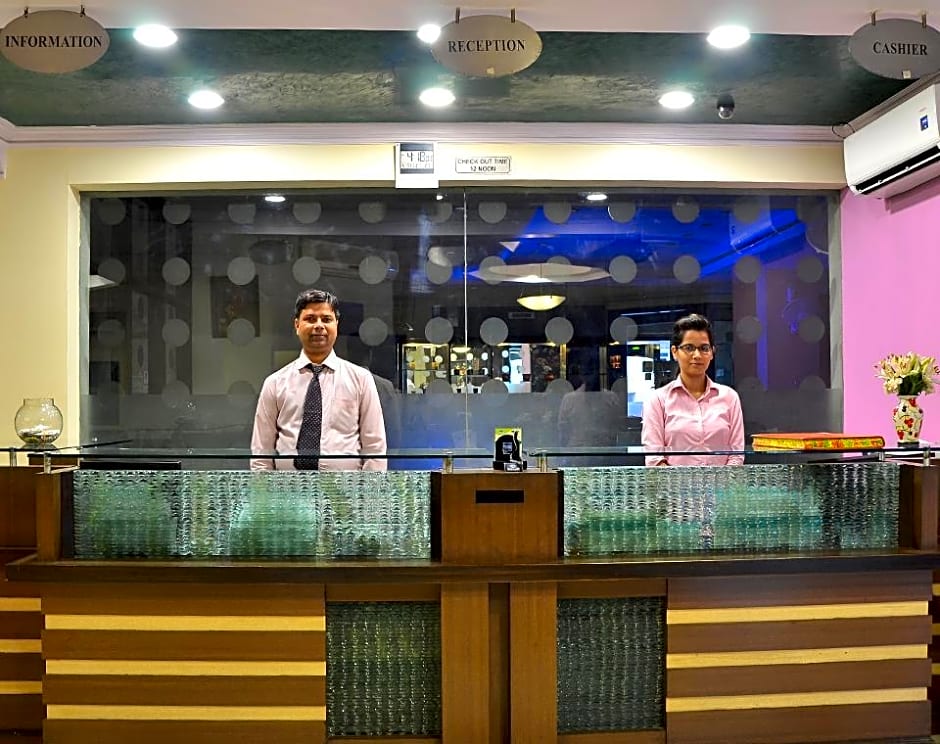 Hotel Tourist Deluxe