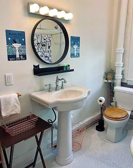 Pet-Friendly Space #3 at Doggy Digs, King Bed and Office