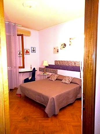 Double Room with Shared Bathroom
