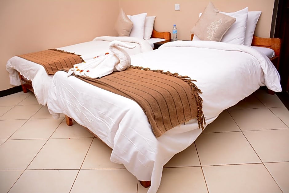 Keys Hotel Mbokomu