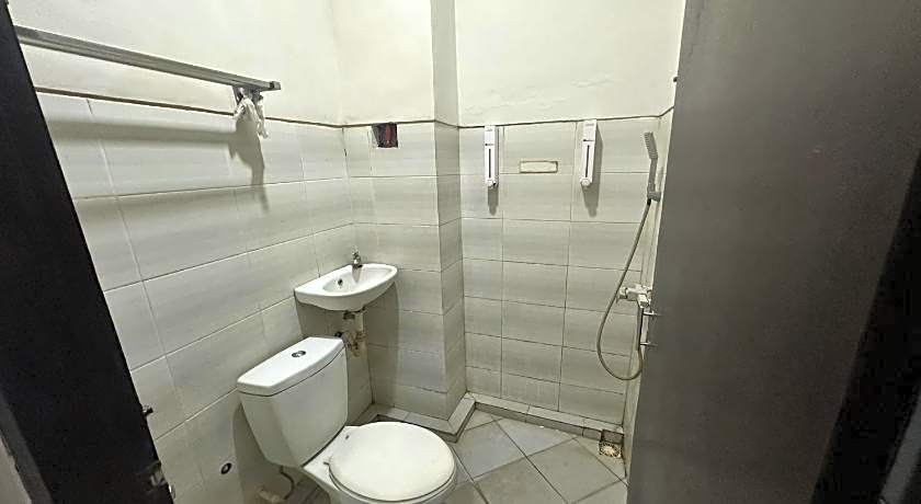 Hotel Warta Dua