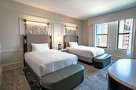 Double Salon Suites
