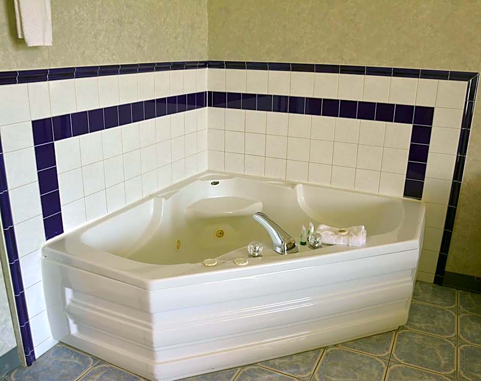 Travelodge by Wyndham Milwaukee