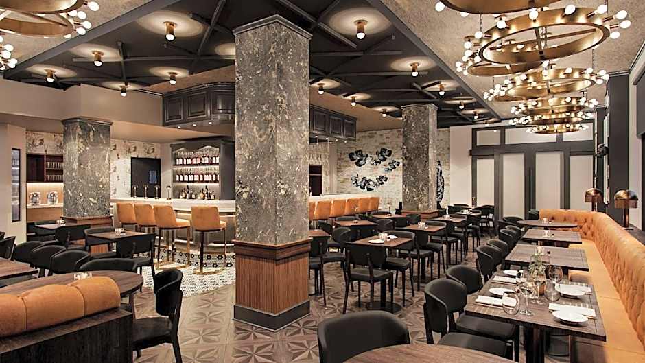 Hotel Flor Tampa Downtown, Tapestry Collection by Hilton