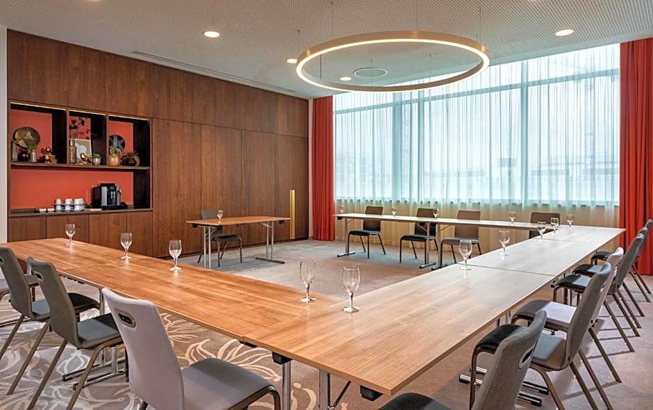 Movenpick Hotel Stuttgart Messe & Congress