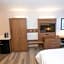 Holiday Inn Express Hotel & Suites Iron Mountain By IHG