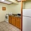 Travelodge by Wyndham Golden Sportsman Lodge
